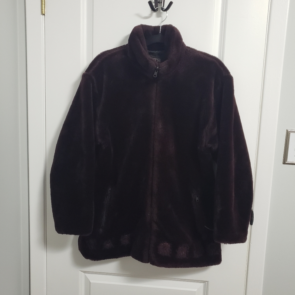 VINTAGE NORTHERN SUN Burgundy Faux Fur Floral Trim Coat
